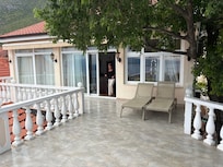 Presidential suite, balcony, looking back at the room