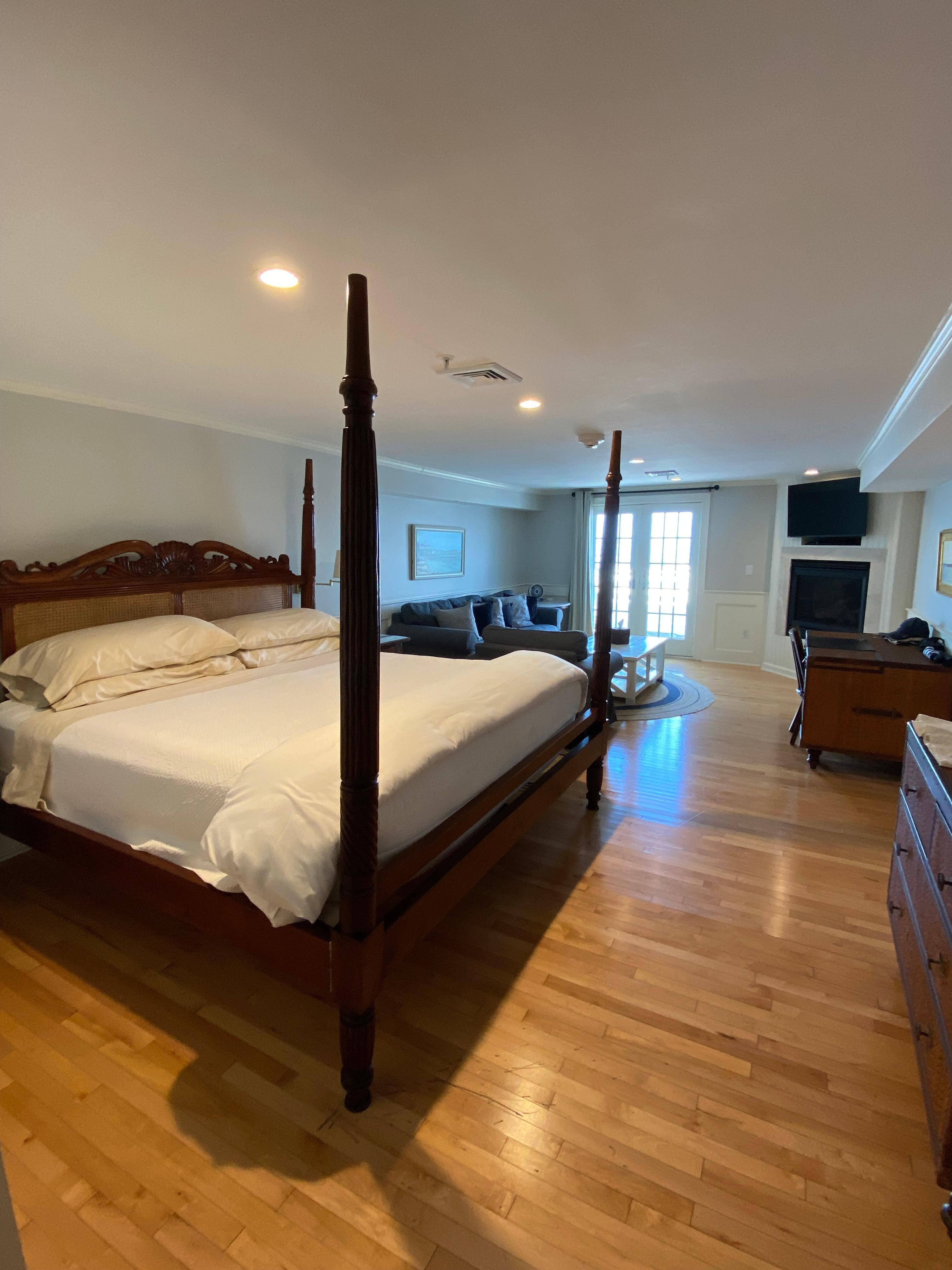 King water view room