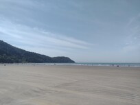 Praia Maravilhosa, com tudo pertinho.