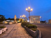 幣舞橋は部屋から見えます。