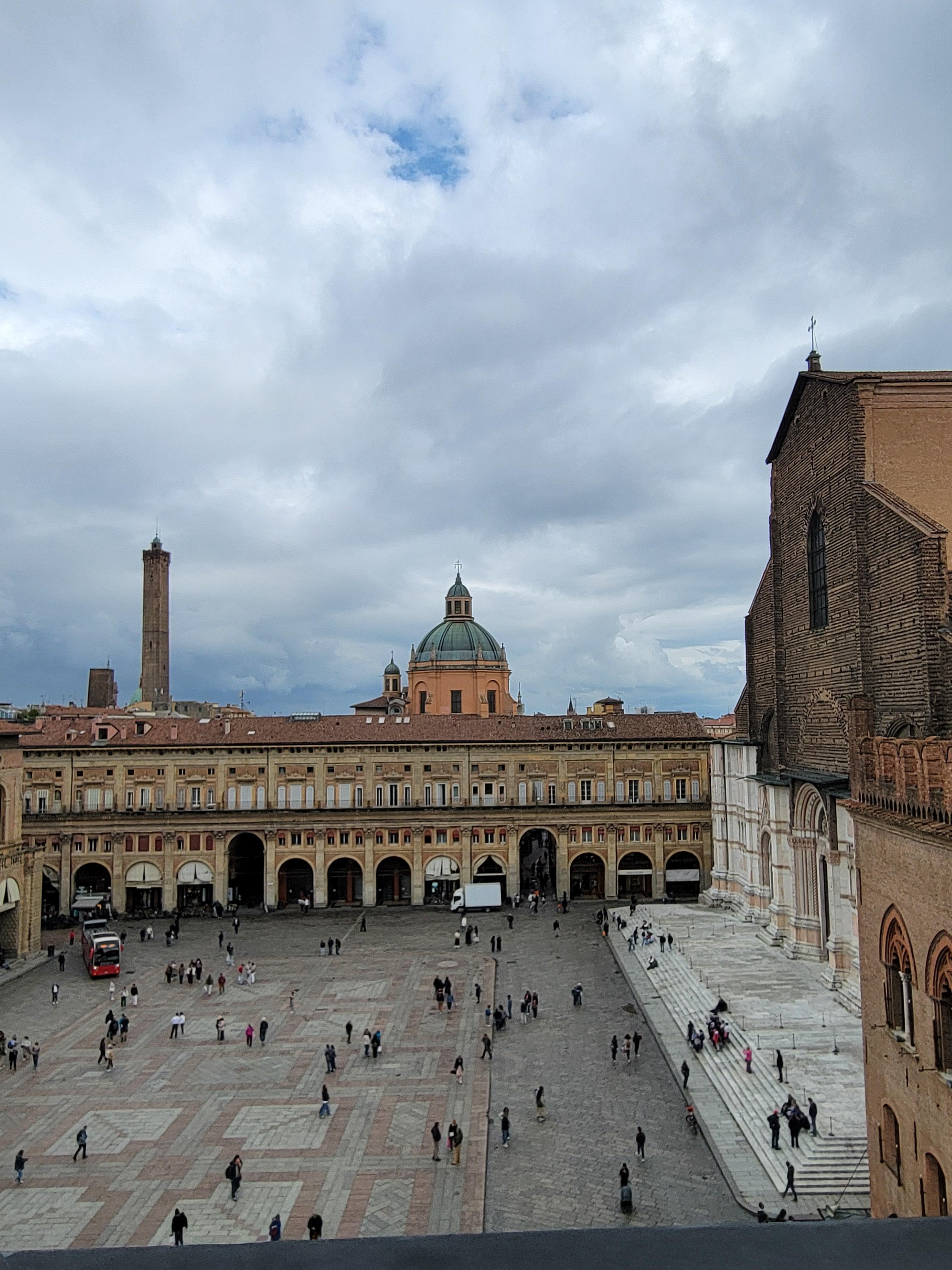 We walked from the hotel to the clock tower and this is the view. 