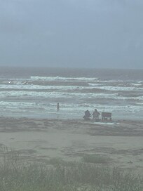 That wonderful sound of the waves