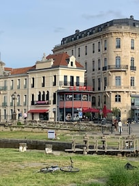 The Bristol. Flat above restaurant.