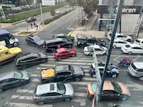 The traffic below wizzing by at all hours. No rest with this constant noise.