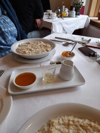 Porridge with cream, honey and whisky.