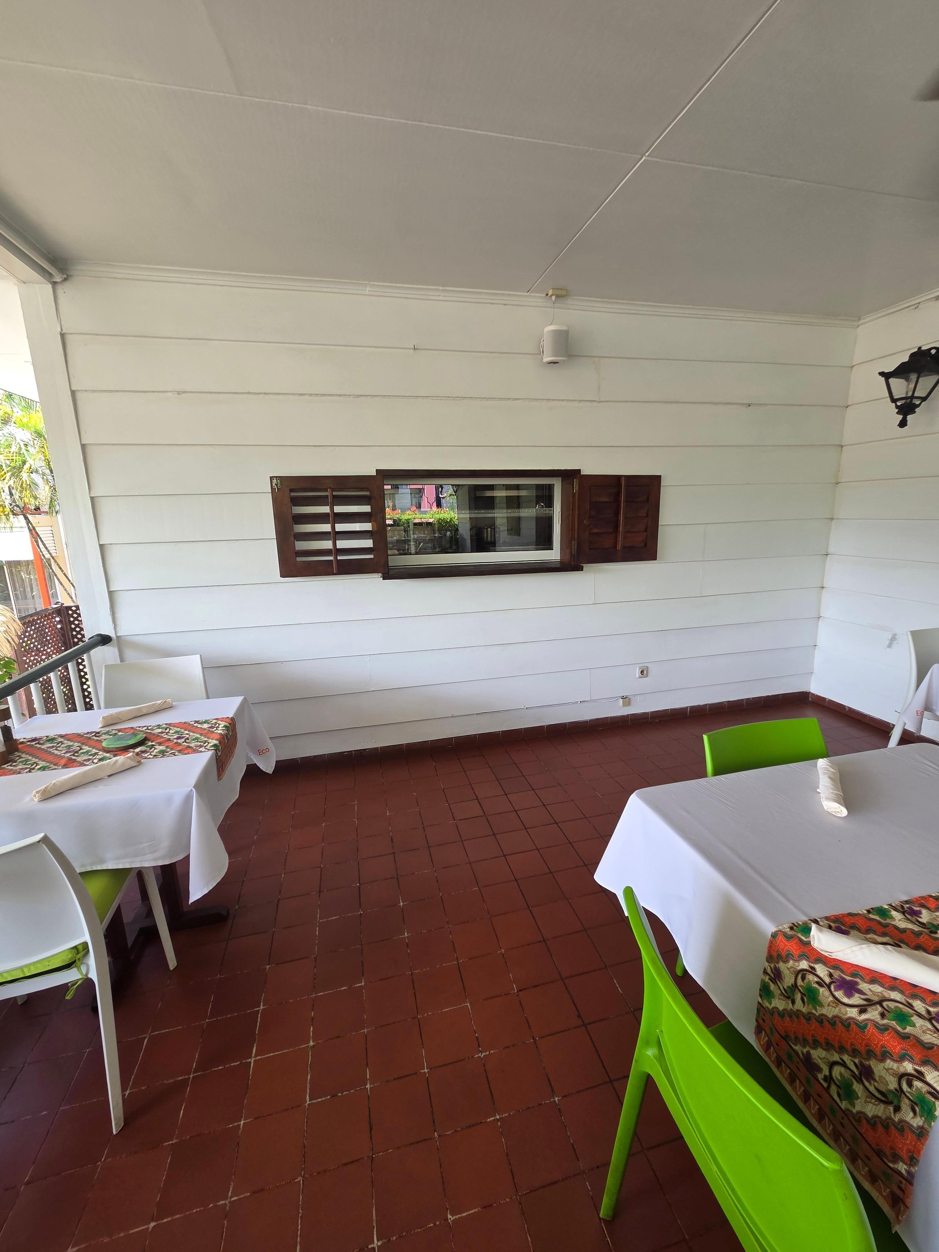 Nice balcony. Very cosy