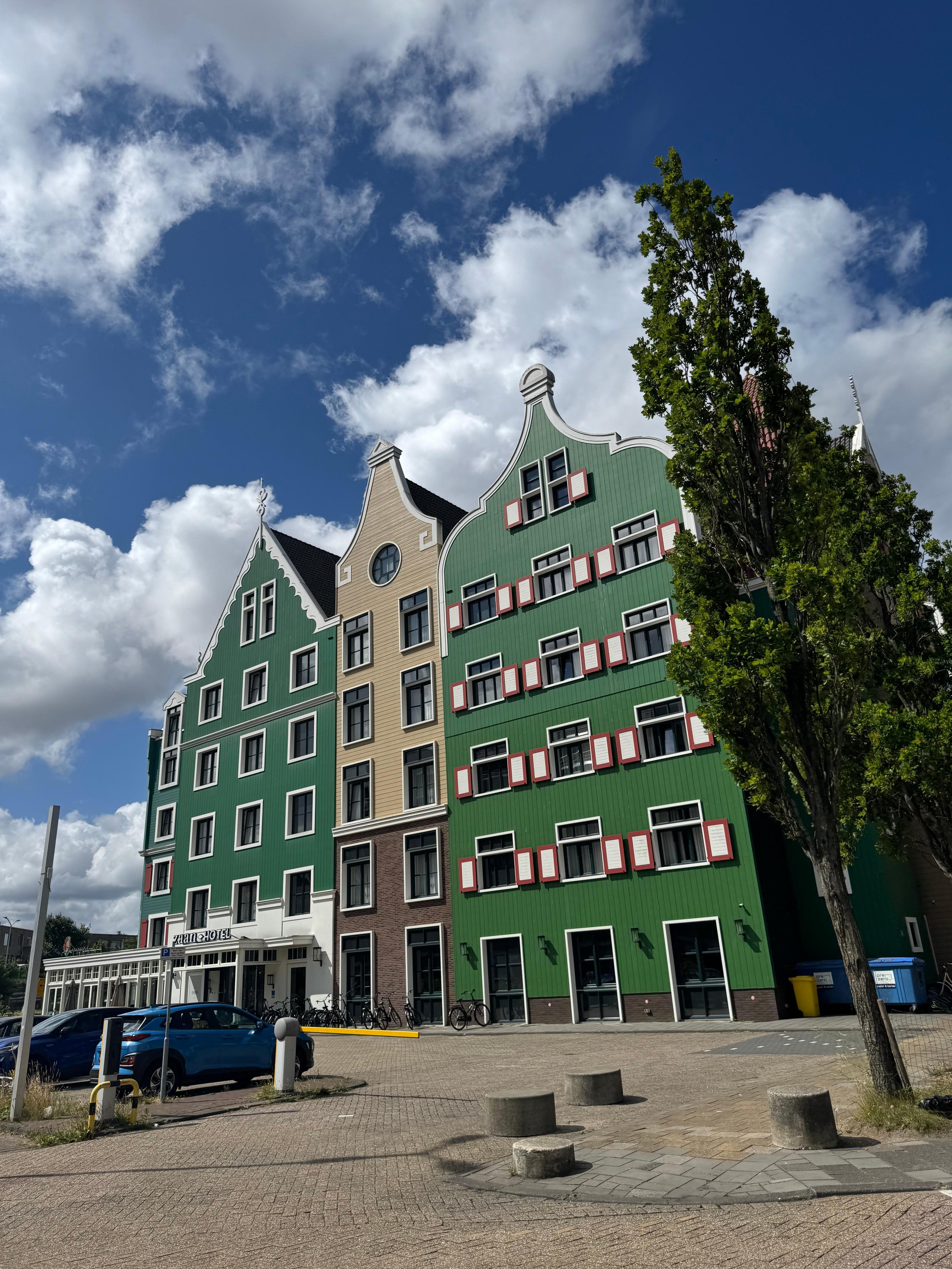 Front of the hotel from outside 