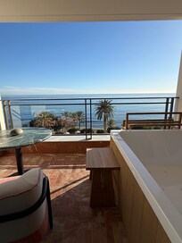 Balcony and view, with jacuzzi bath (3rd floor)