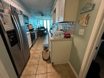 Kitchen area had plenty of counter space, nice appliances