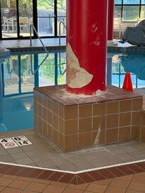 This was the pool area and it was filthy everywhere, this is not construction.