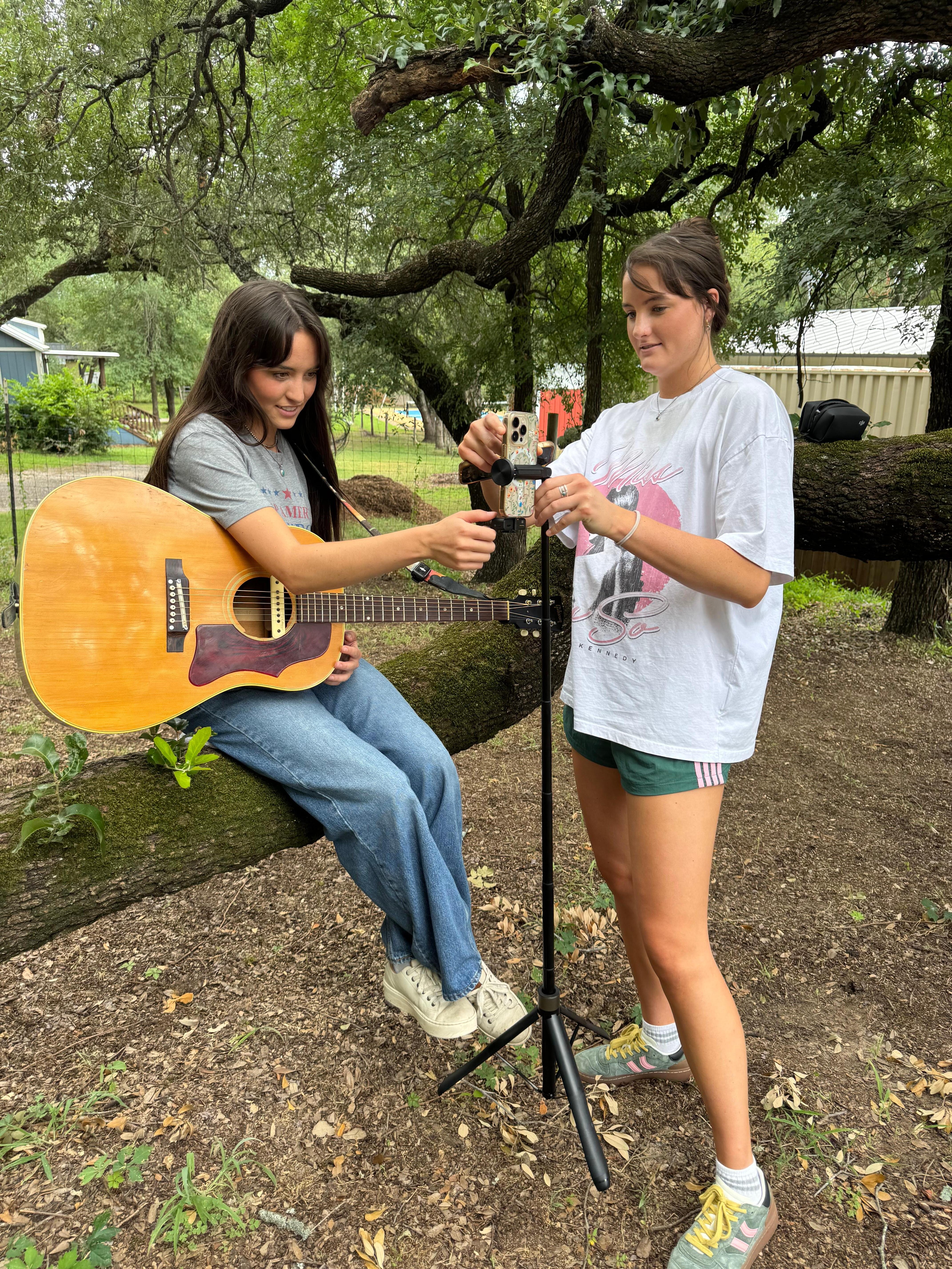 Recording social media on a HUGE Live Oak.