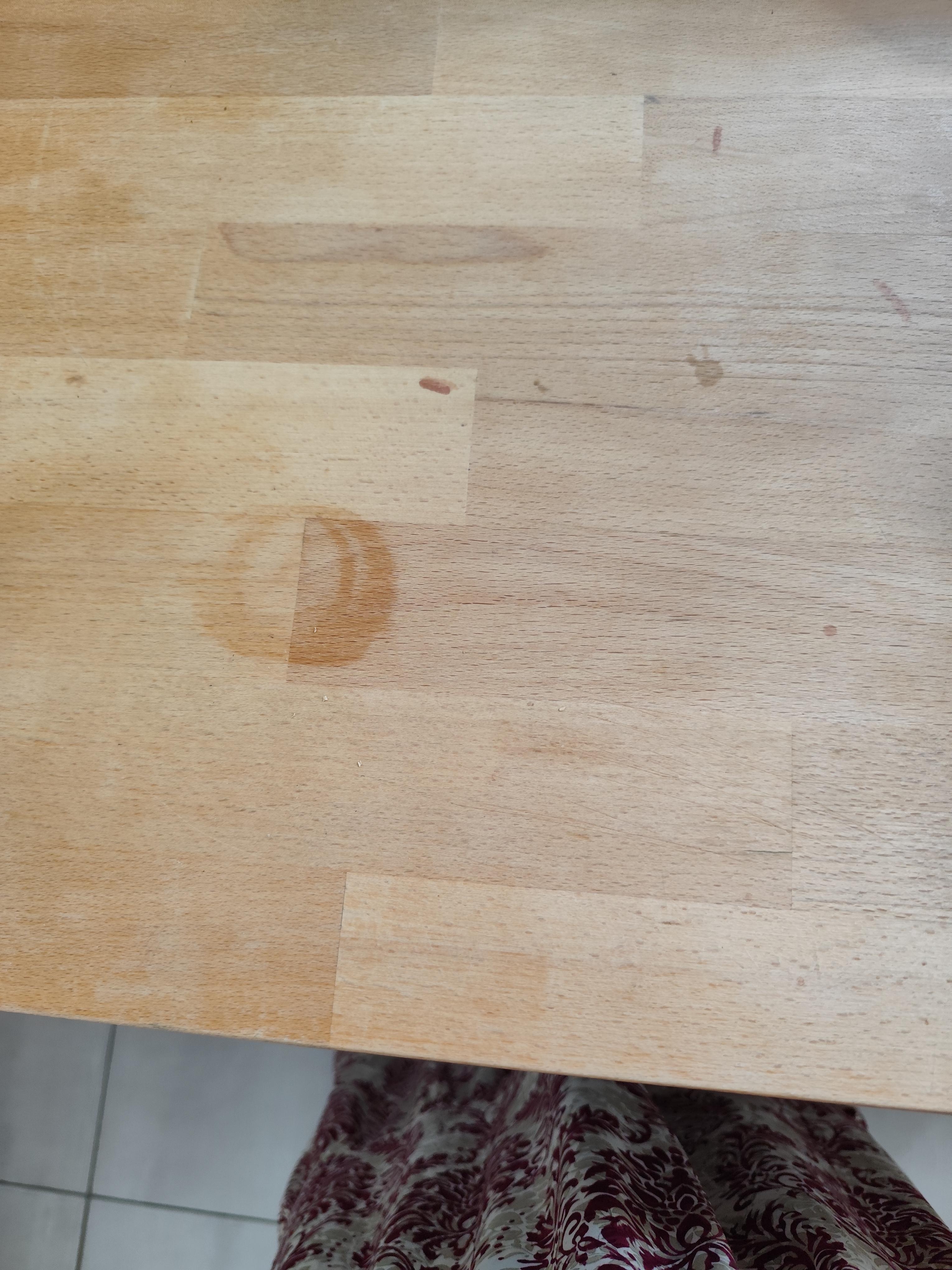 Tache sur les meubles