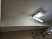 Bathroom fixture