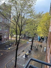 Amsterdam is lovely in the Autumn!