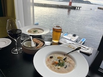 Fisksoppa i hotell restaurangen.