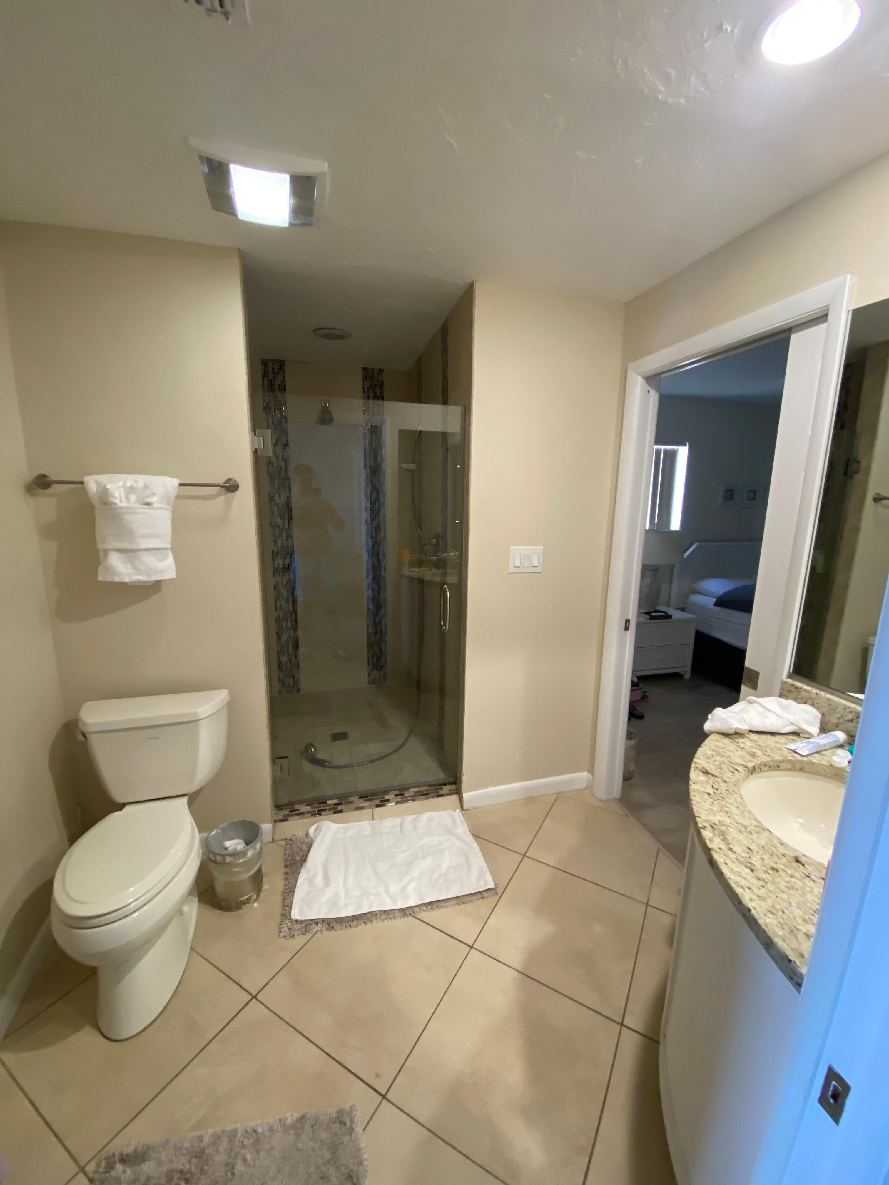 Handicap accessible bath