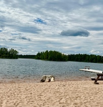 Fin liten badstrand.