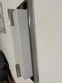 The painting is horrible