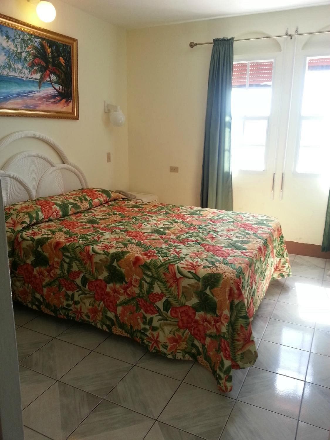 Paying extra for this rype of room with Queen bed 