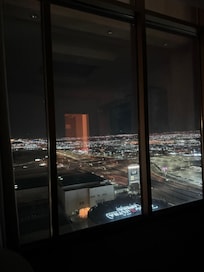 Nice view room
Fantastic show