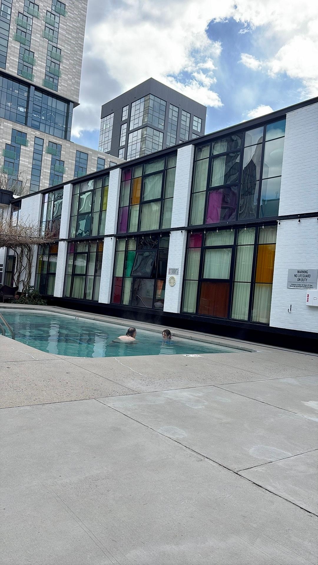 Piscine extérieure chauffée 