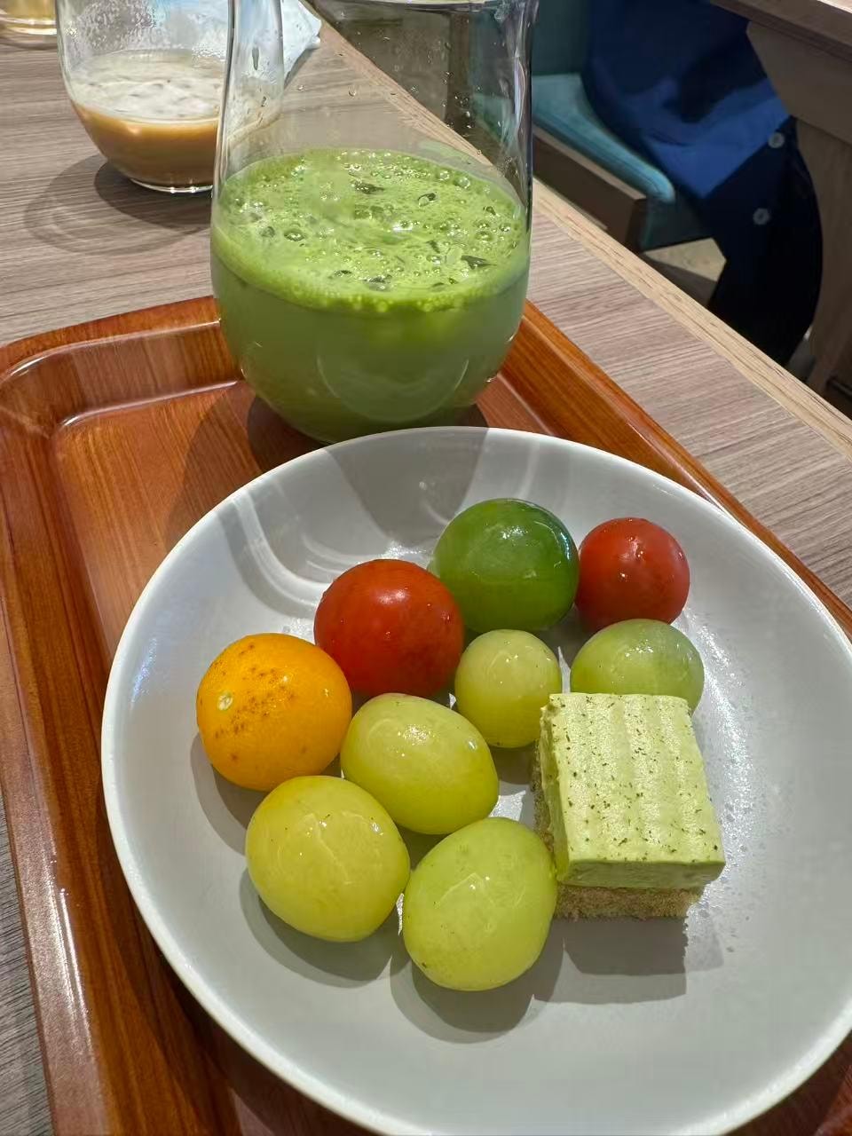 シャインマスカット