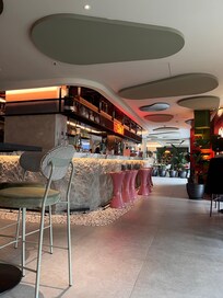 Lobby bar! Muy bonito