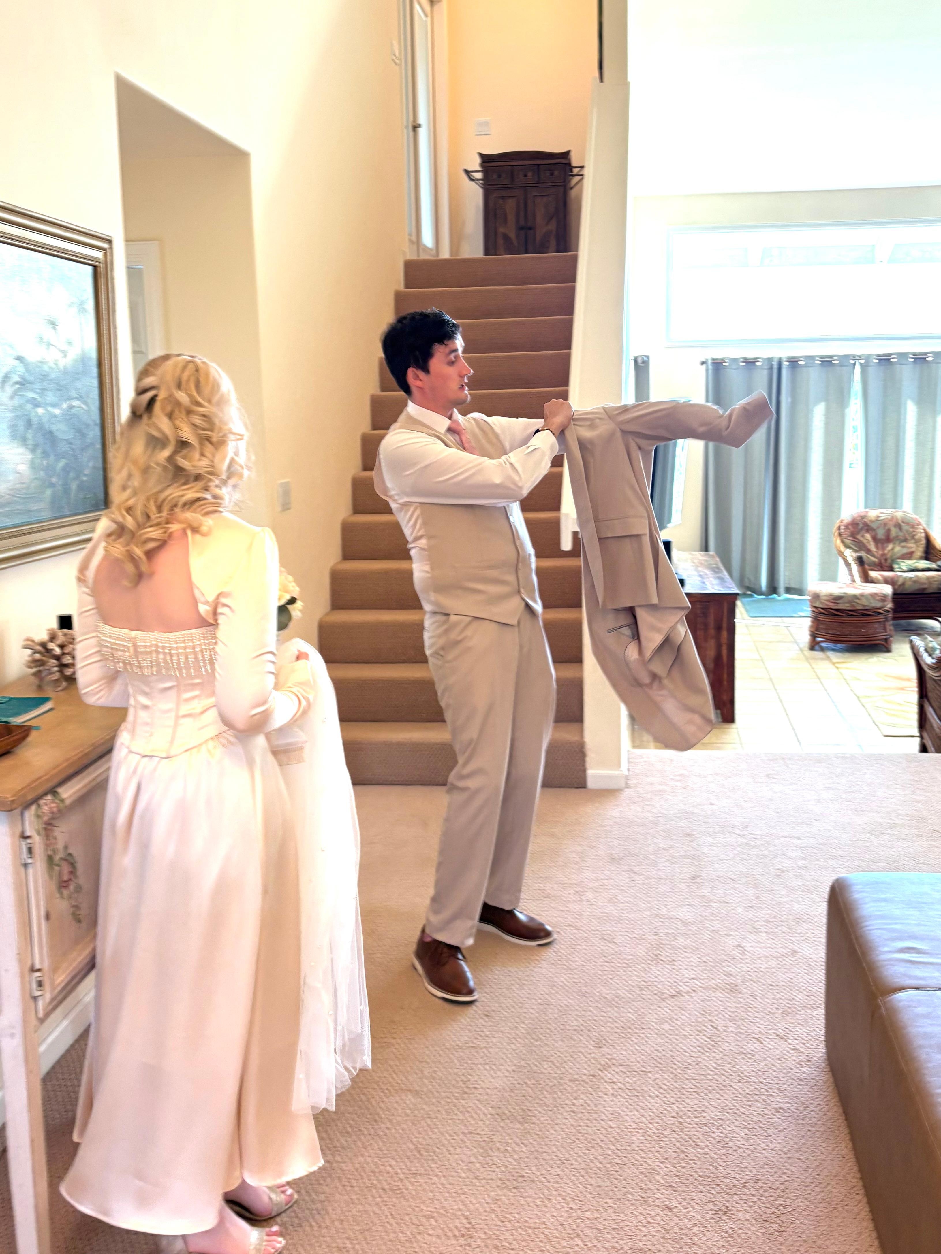 We had a small family wedding on Hanilei Bay and had plenty of space for family prep.