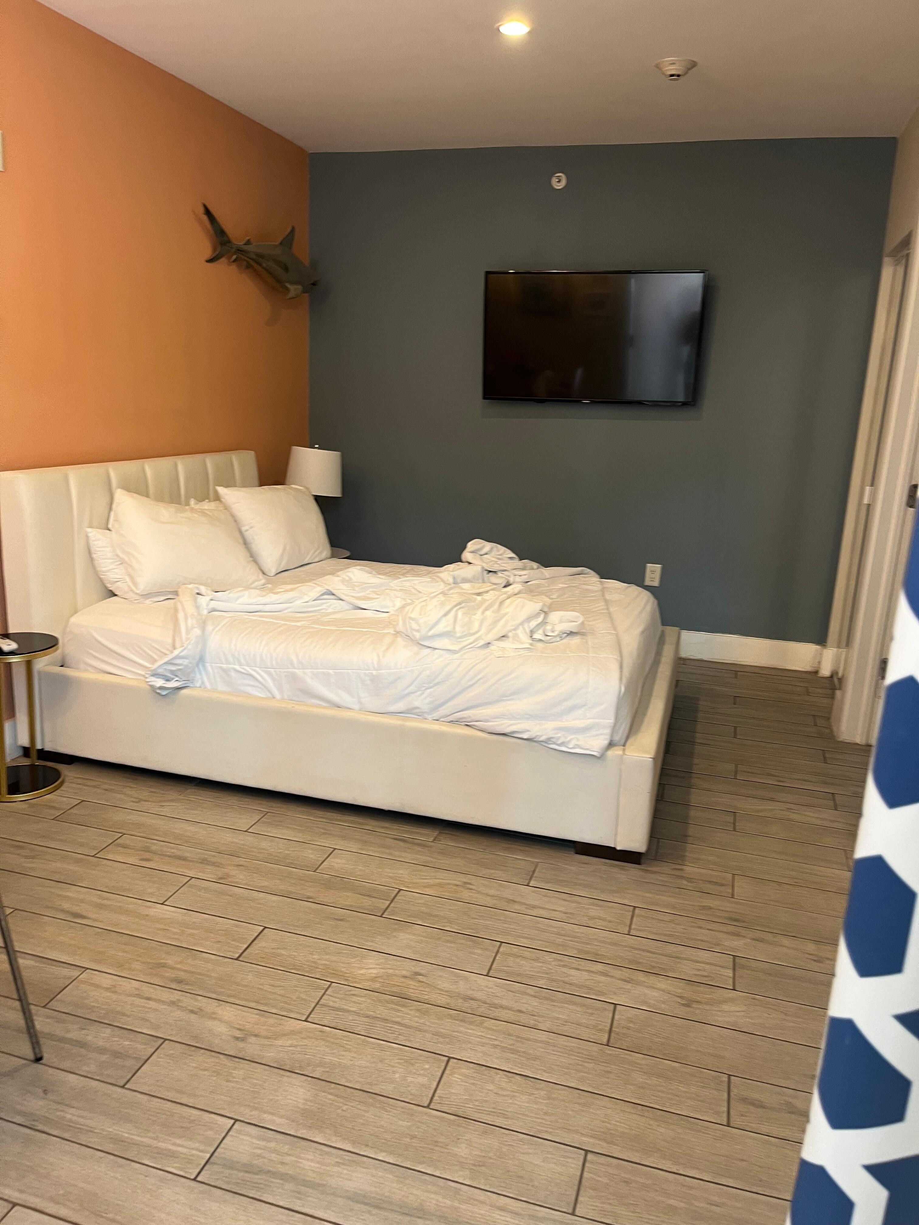 My queen studio at the Oceanside Hotel 