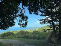 Beautiful views everywhere…this is from the driveway