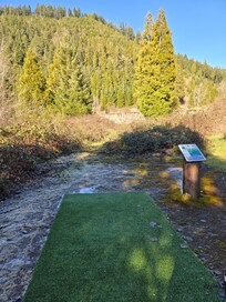 Office Bridge Disc Golf Course hole #2 tee. There 2 nice disc golf courses in Oakridge. Usually warmer during the winter as opposed to the east side of mountains.