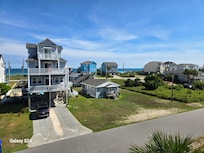 2nd floor balcony view.
