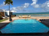 Breakfast in the seat every morning was perfect!