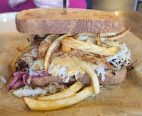 Eat downtown at Primantis