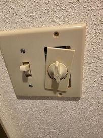 Heat light switch