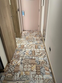 O pormenor do chão do quarto 👌