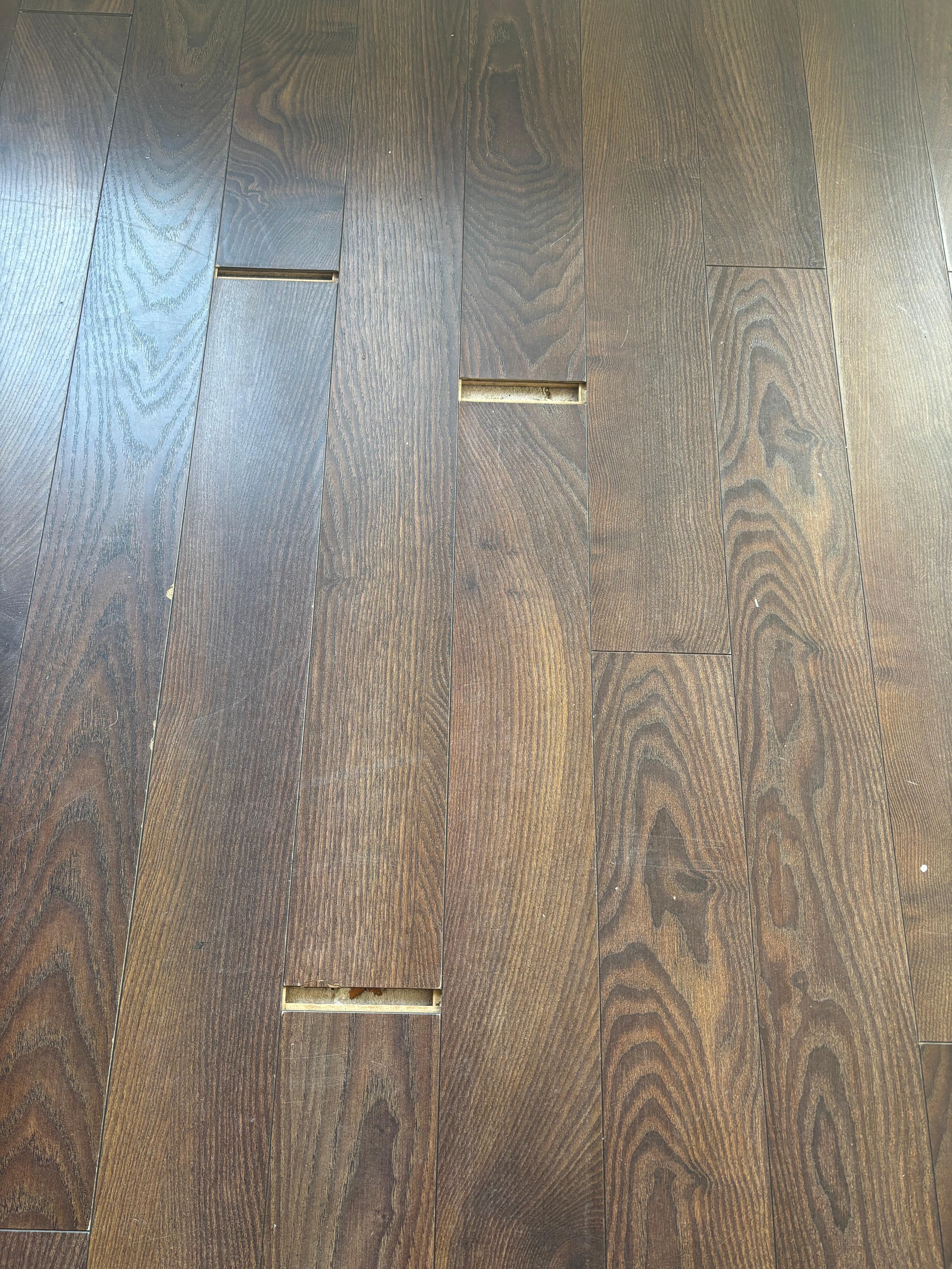 Flooring gaps
