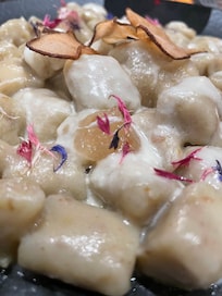 Chestnut gnocchi, with castelmagno fonduta, and pear puree.
Glass of Barbera.