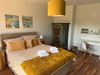 1. Schlafzimmer