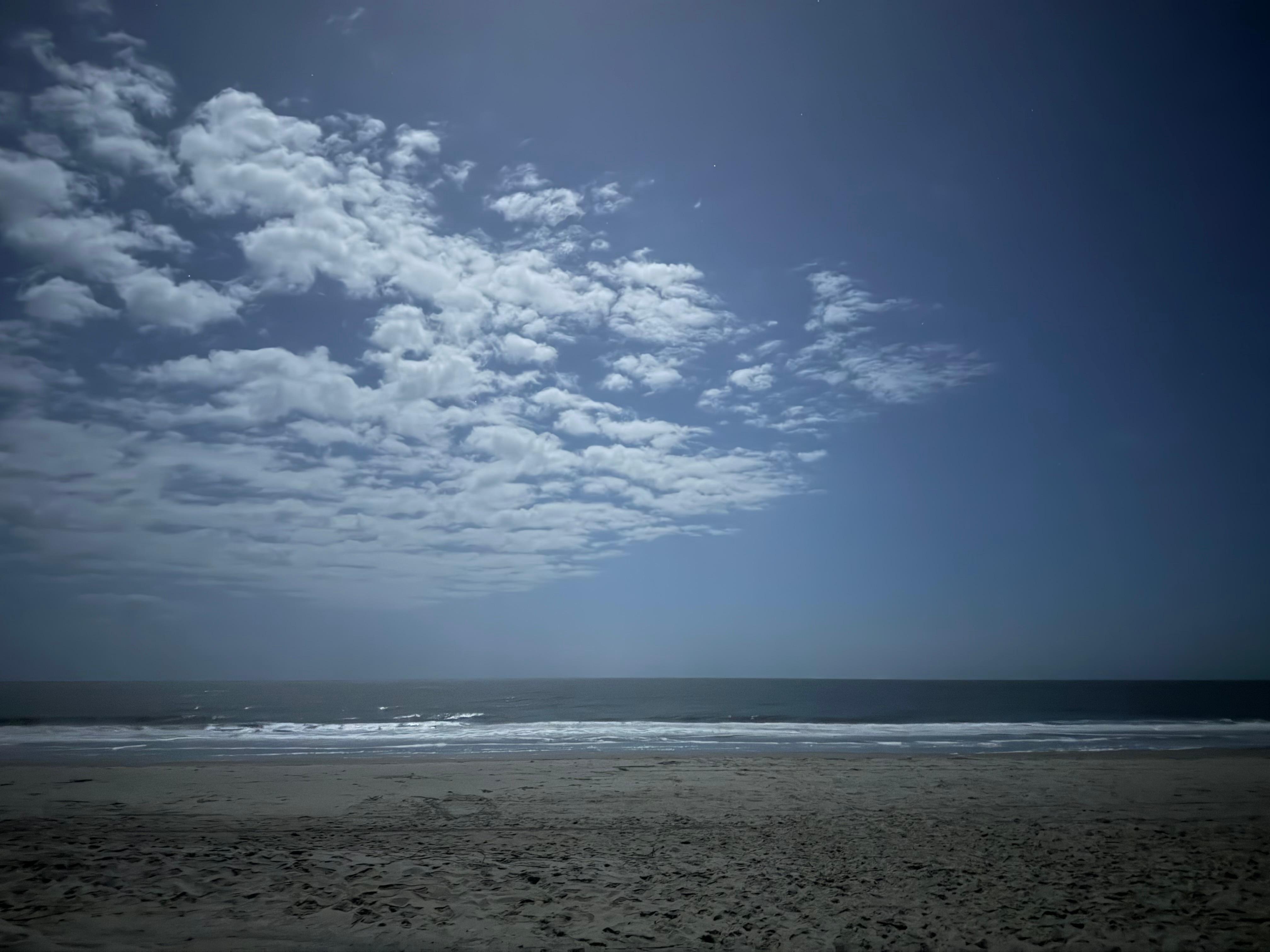 Short walk to the beach or pool