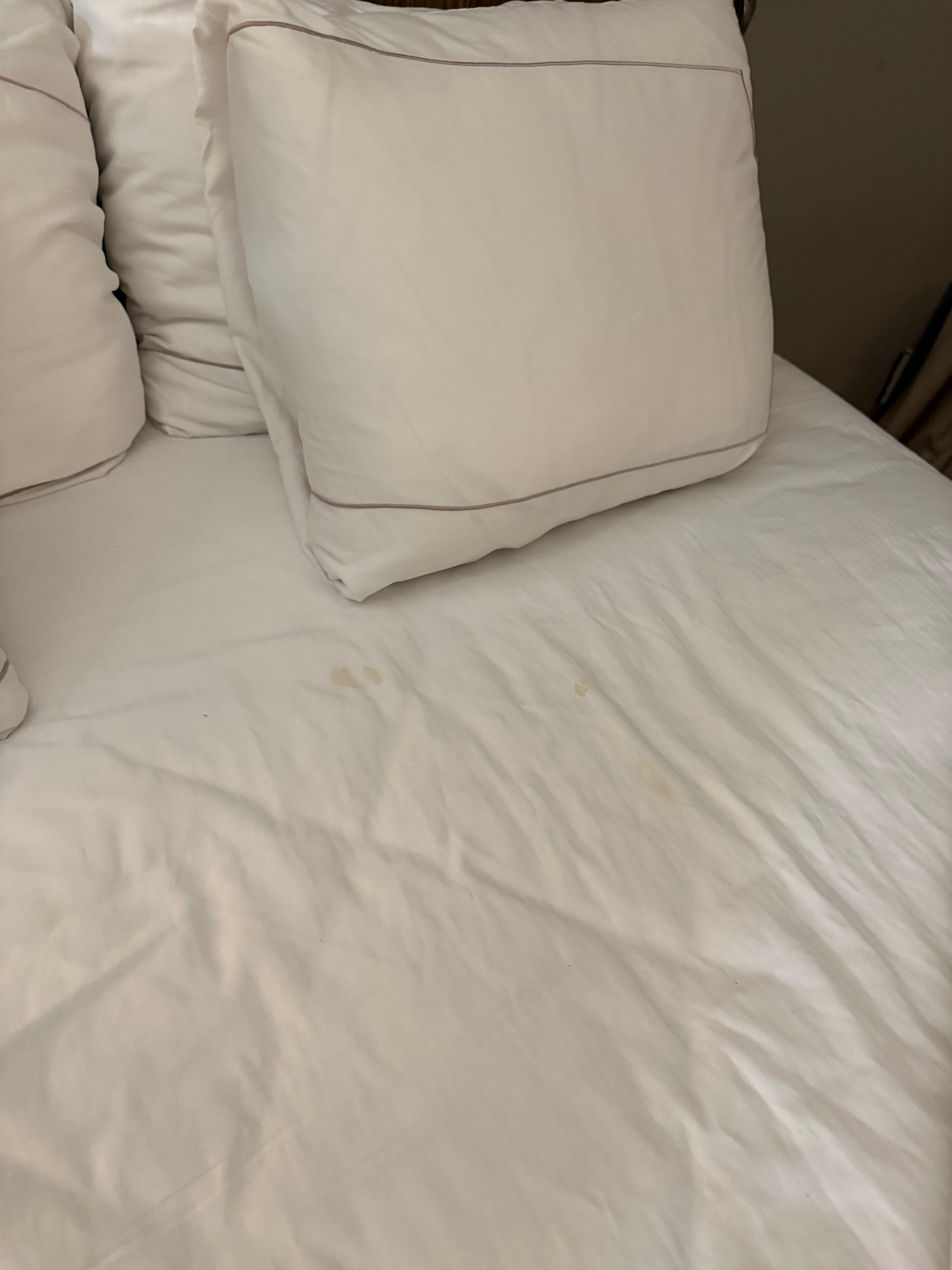 This picture was taken at 9:17pm when we returned to the room same stained sheets!