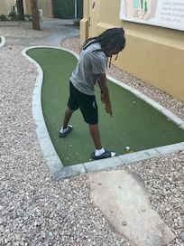 Mini golf