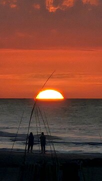 Up early everyday for sunrise! Location is good. I'd go again! Host answered questions very promptly.