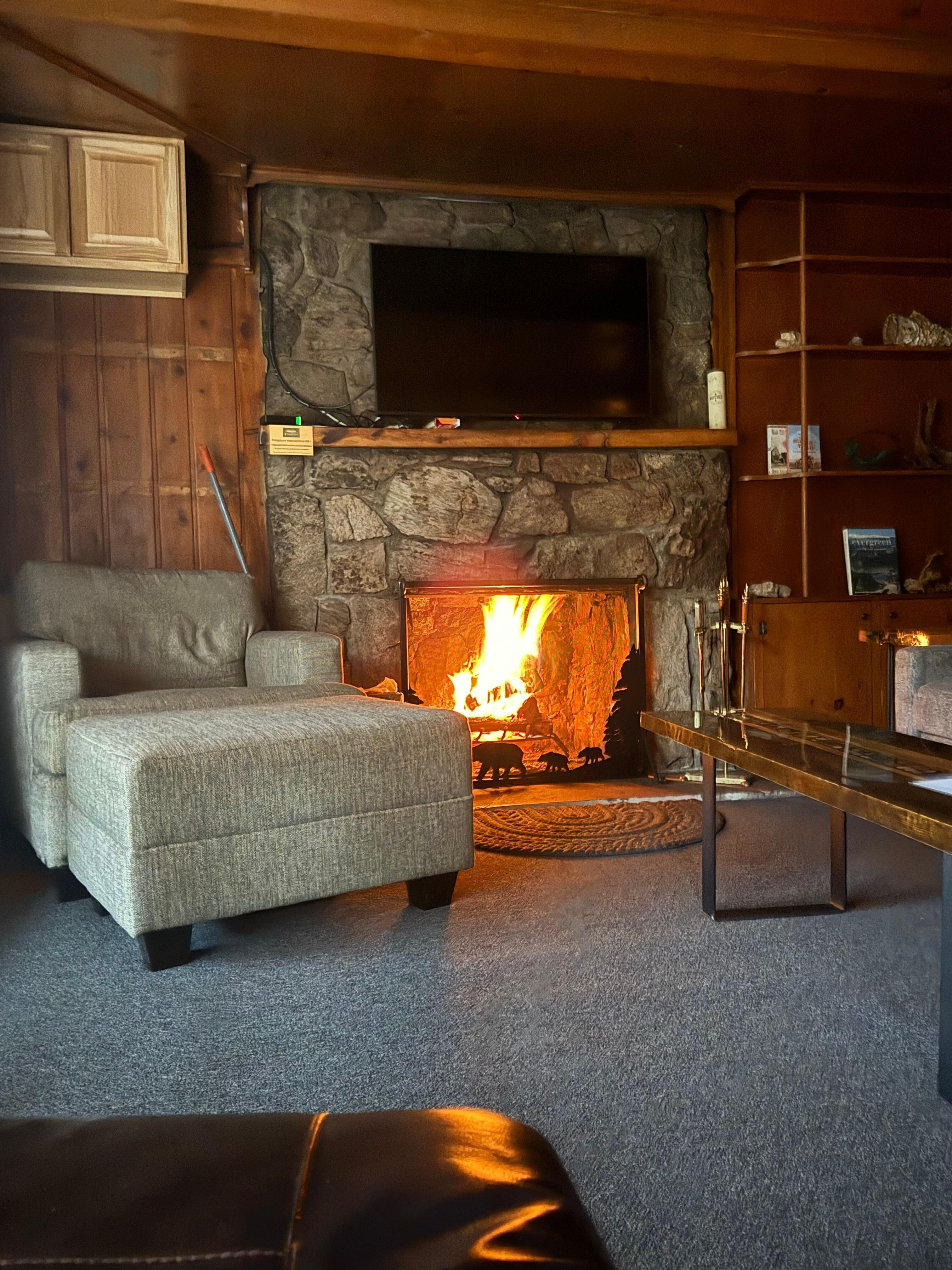 Beautiful peaceful fire to relax 