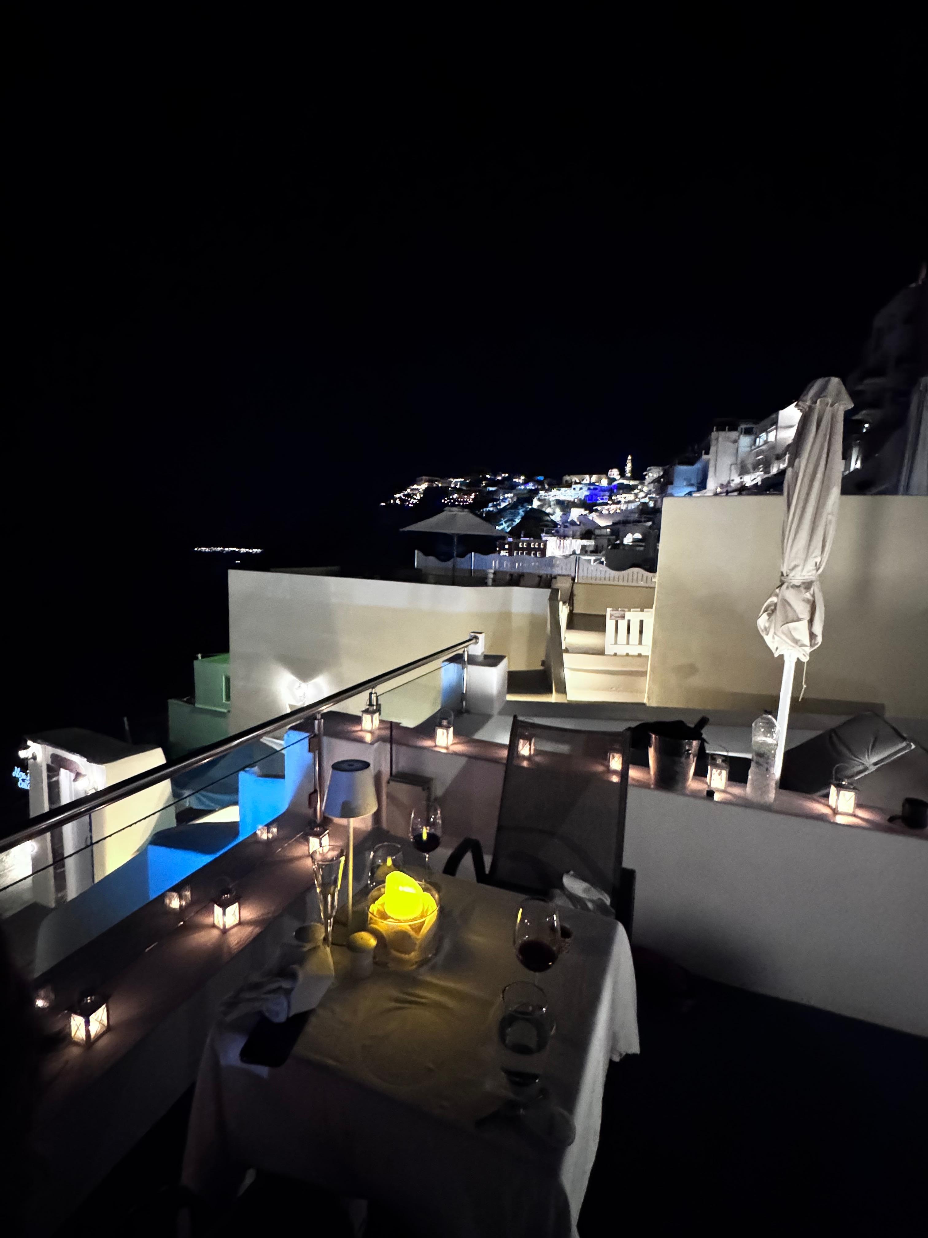 Souper sur la terrasse de la chambre