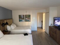 Excellent configuration of family suit.