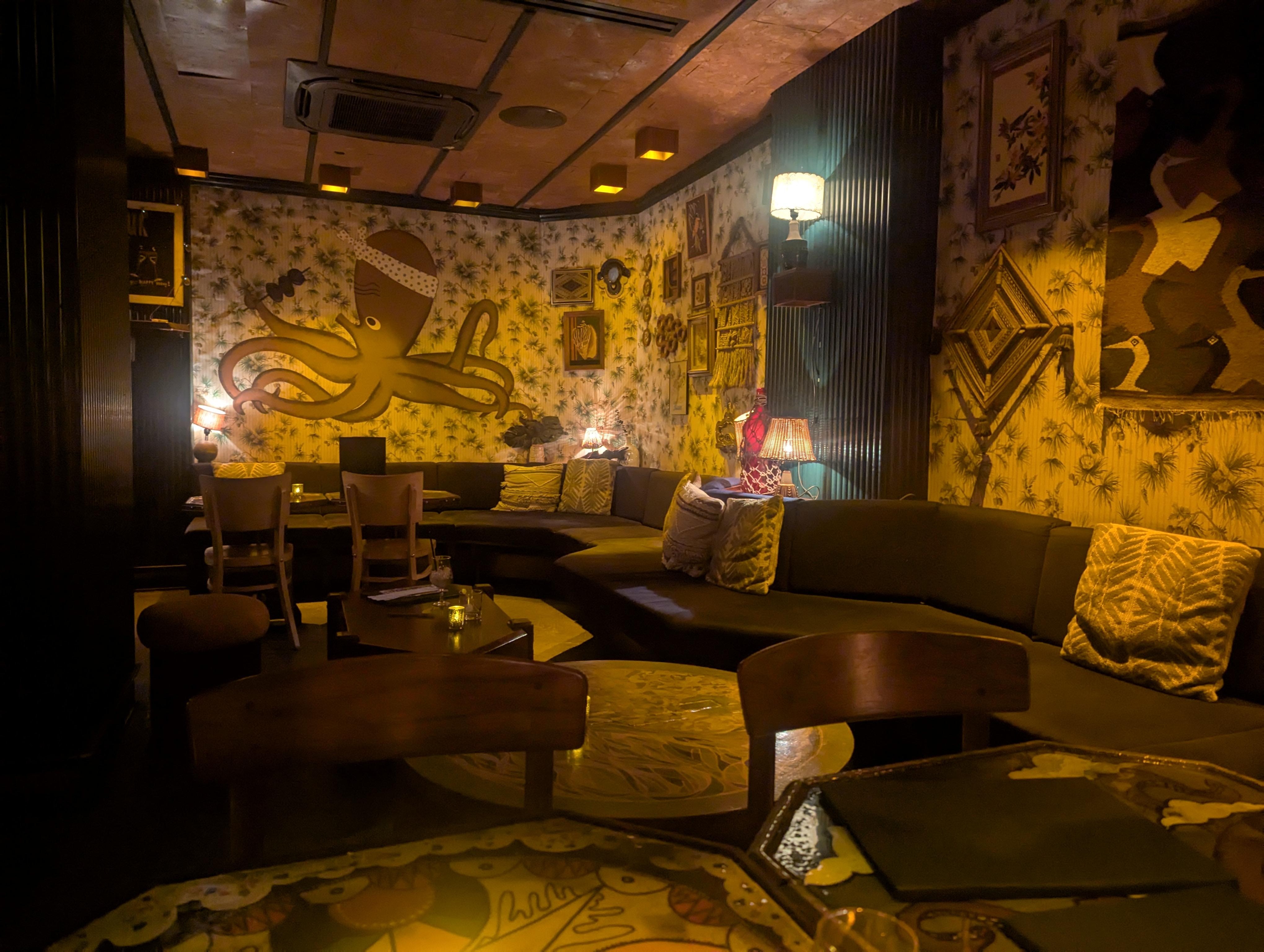 Shaker bar loved the vibe