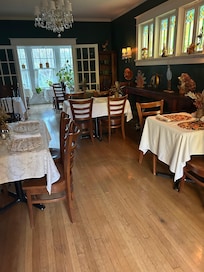 Breakfast sitting for guests