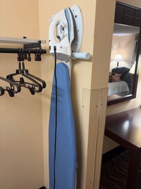 Ironing board & iron