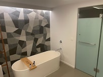 Rooftop club suite bathroom